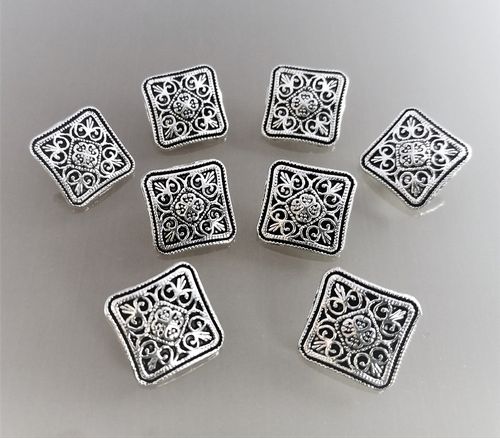 8 boutons carrés 13mm métal coloris argent