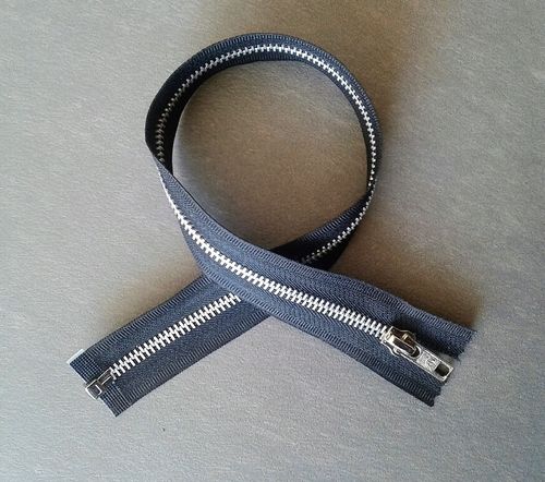 Zip 40cm noir métal séparable