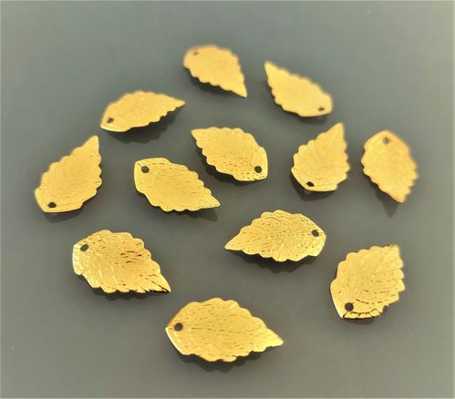 12 breloques feuilles 17 mm coloris doré